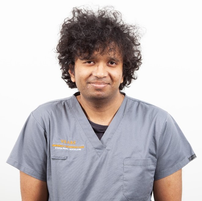 Dr Dinindu Jayasuriya - Registered Vet at VSA - veterinary specialists Aotearoa